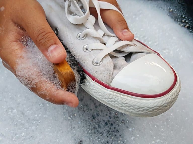 How to Clean Basketball Shoes [5 Easy Steps]